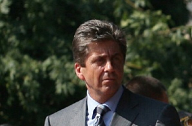 Президентът на молебен на гроба на Свети Кирил