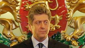 Посланиците на Румъния и Молдова у нас с орден Стара