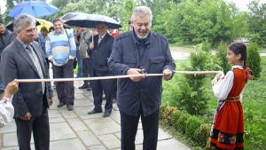 Стефан Данаилов Театрите трябва да харчат помалко за телефони и