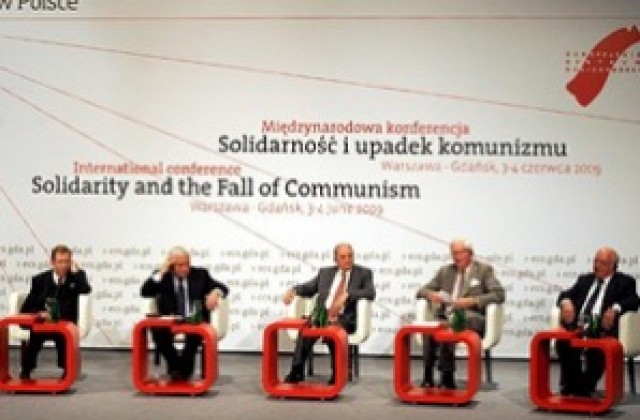 Европейски лидери отбелязаха падането на комунизма в Полша