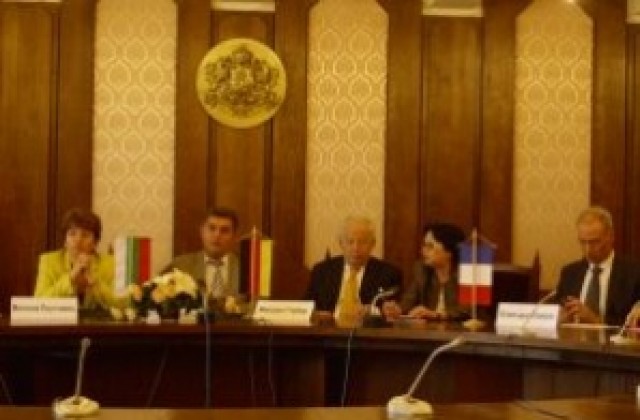 М.Плугчиева: Дунав мост не се стопанисва добре, нуждае се от ремонт