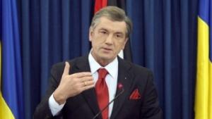 Украйна емитира гривни за близо 500 млн долара за да