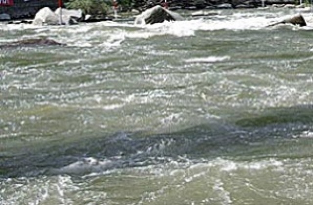 19-годишен се удави в река в Севлиево