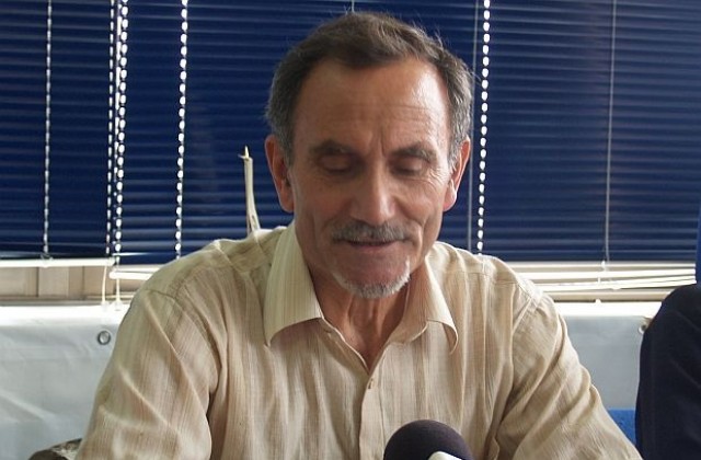 Доц. Атанас Георгиев е мажоритарният кандидат на Синята коалиция