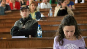 38 шестици на предварителните изпити в Пловдивския университет