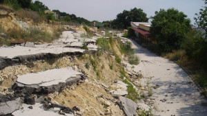 Свлачището Трифон Зарезан пак тръгна надолу вече не го следят