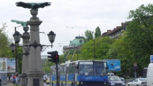 Учащи от страната пътуват преференциално в градския транспорт на София