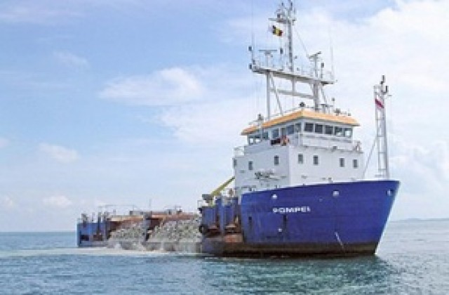 Сомалийските пирати освободиха белгийския кораб Помпей