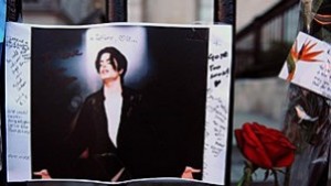 Майкъл Джексън не е поп крал той е поп Господ