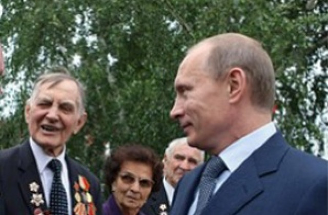 Путин възрази на Обама,  не стои с единия крак  в миналото