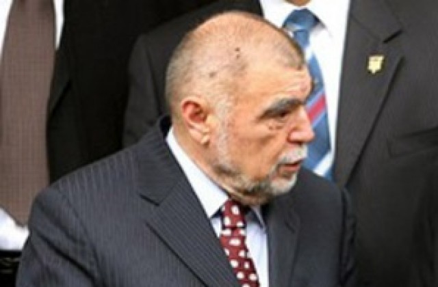 Месич посочи жена за премиер