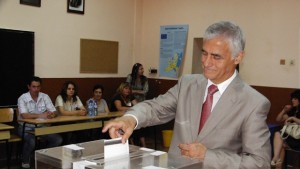 П Димитров Всеки гласува България да не тръгне към позле