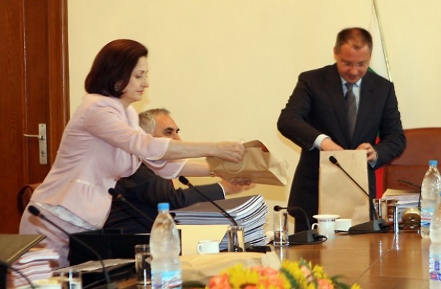 Студенти на средна възраст? Шанс за БСП