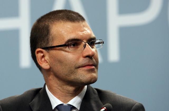 Новото правителство ще запази валутния борд до идването на еврото