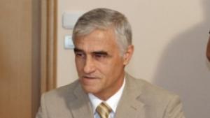Петър Димитров Интересно ми е какво иска да спрем Борисов