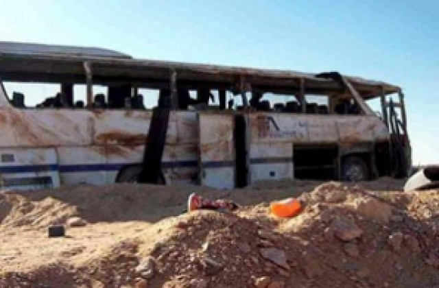 Сръбски туристи загинаха при автобусна катастрофа в Египет