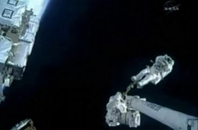 Астронавти от Индевър завършиха второто си излизане в открития космос