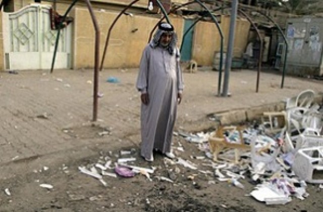 Най-малко петима убити и десетки ранени при атентати в Ирак