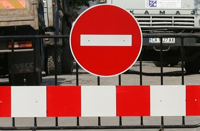 Ремонт на моста затвори движението по ул. „Черковна до 10 октомври