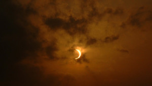 Затъмненията източник на какви ли не суеверия в Индия и