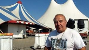 Целувки с тюлен обещават от цирк Балкански в новата си