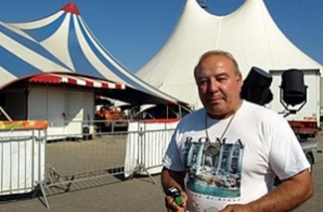 Целувки с тюлен обещават от цирк Балкански в новата си програма