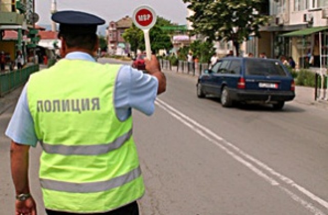Задържаха пиян шофьор на ТИР на пътя Бургас - София