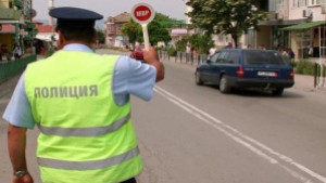 Варненски полицай замесен в незаконна търговия с оръжие