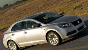 Suzuki представи официално новия си седан Kizashi