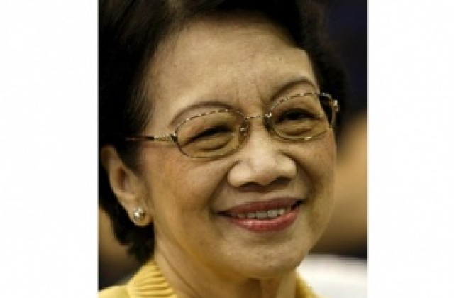 Почина бившата президентка на Филипините Корасон Акино