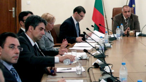 Пестят от разходи над 1 млрд лв