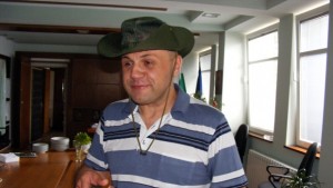 Повече от 200 литра боя за рождения ден на габровския