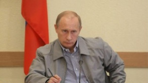 Путин отбелязва десет години във властта