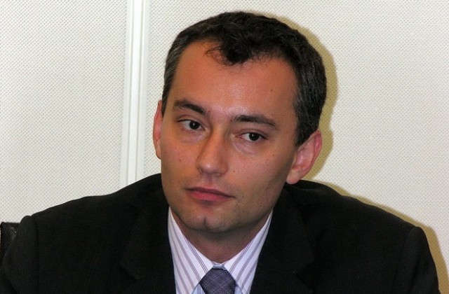 Министър Н. Младенов: Положението, в което заварваме държавата, може да се сравни с това след  Жан Виденов