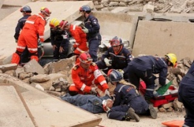 Турция отбелязва 10 г. от разрушителното земетресение край Истанбул