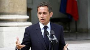 Саркози плаща скъпо за освобождаването на Клотилд