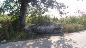 Шофьор изгоря с колата си в Разградско