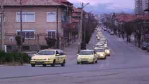 Може да спрат от движение над 100 таксита в Кюстендил