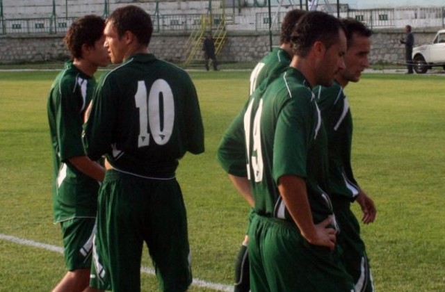 Вихрен разби с 3:0 Пирин 2001