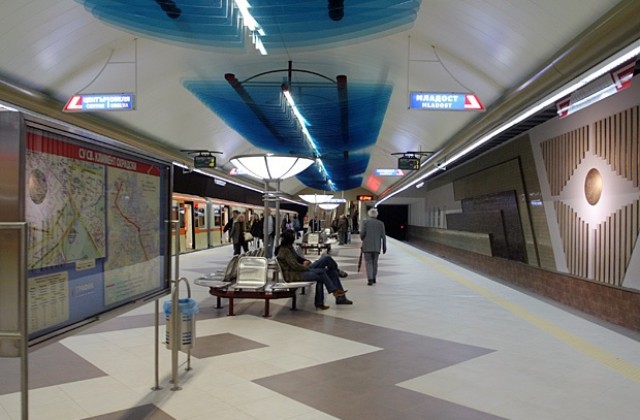 Отсечката на метрото Света Неделя-Васил Левски достъпна за софиянци