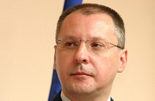 Станишев: Разбиването на енергийния холдинг е грешка