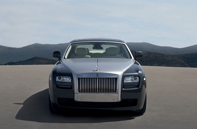 Rolls Royce представи Ghost