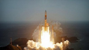 Японска ракета ще достави на МКС товарен кораб