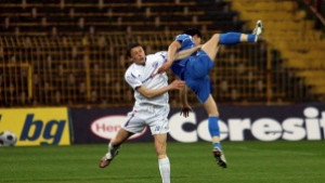 100 000 евро нужни за трансплантацията на футболиста Иван Найденов