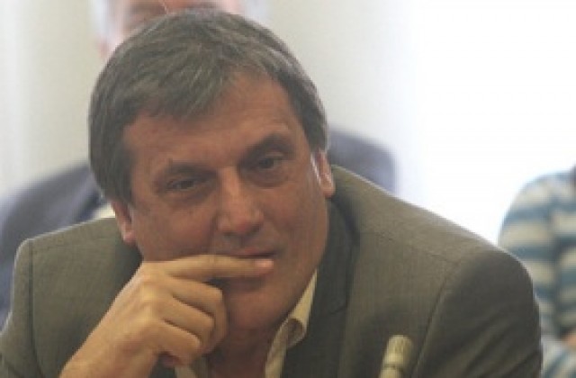 Диков: София ще се превърне в център на трамвайното производство