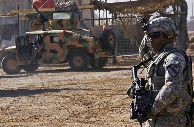 Военен хеликоптер се разби в Ирак, един войник загина