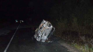 Двама изгоряха при катастрофа в Разградско