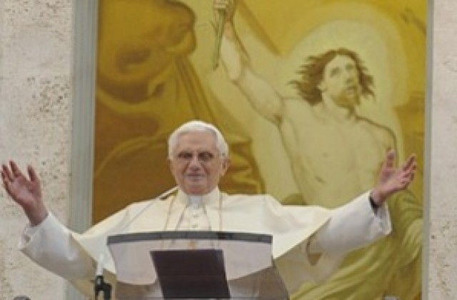 Папа Бенедикт на посещение в Чехия