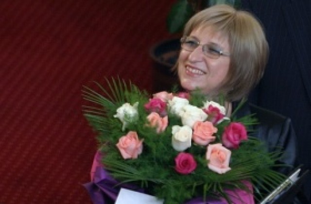 Цачева: АЕЦ „Белене” е жизненоважна за Плевенския регион