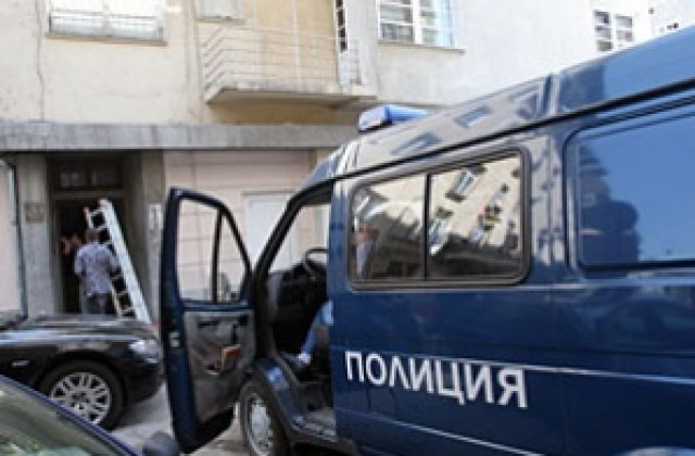 Полицаи задържаха стрелеца, убил мъж в жк Люлин